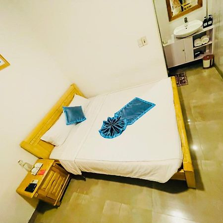Shark Hostel Хуе Екстериор снимка
