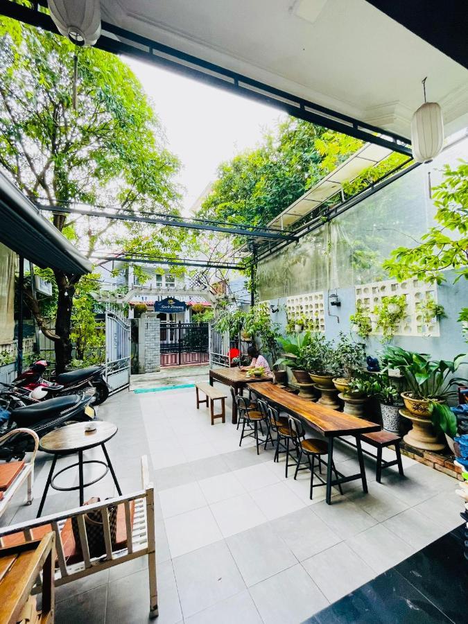 Shark Hostel Хуе Екстериор снимка
