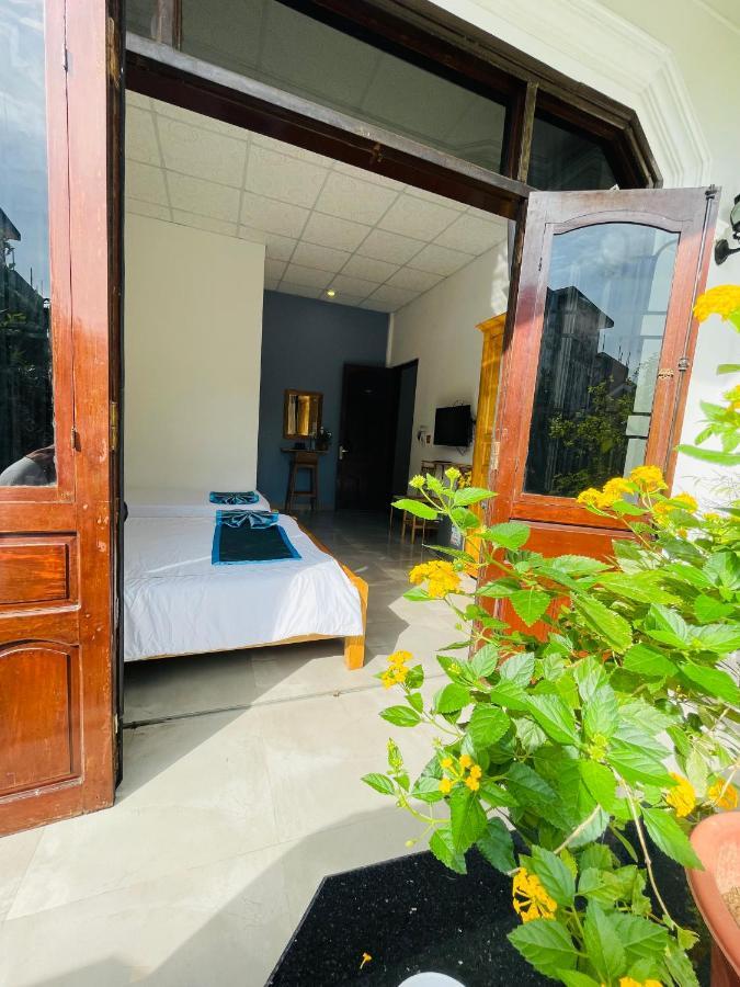 Shark Hostel Хуе Екстериор снимка